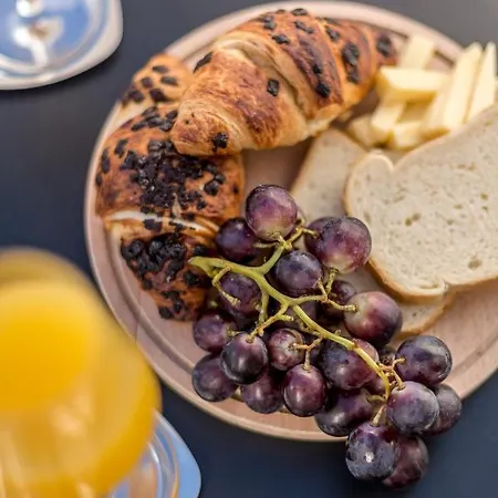 Hvar De Luxe 1 Homestay *