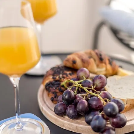 ホームステイ Hvar De Luxe 1 フヴァル