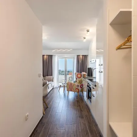 Hvar De Luxe 1 ホームステイ *