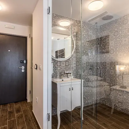 Hvar De Luxe 1 Pansiyon *